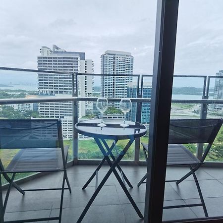 Almas Puteri Harbour Apartment Nusajaya  Ngoại thất bức ảnh