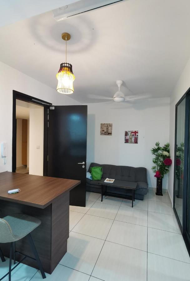 Almas Puteri Harbour Apartment Nusajaya  Ngoại thất bức ảnh
