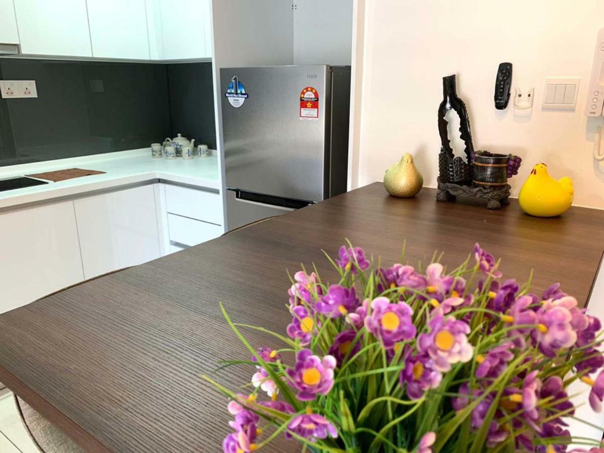 Almas Puteri Harbour Apartment Nusajaya  Ngoại thất bức ảnh