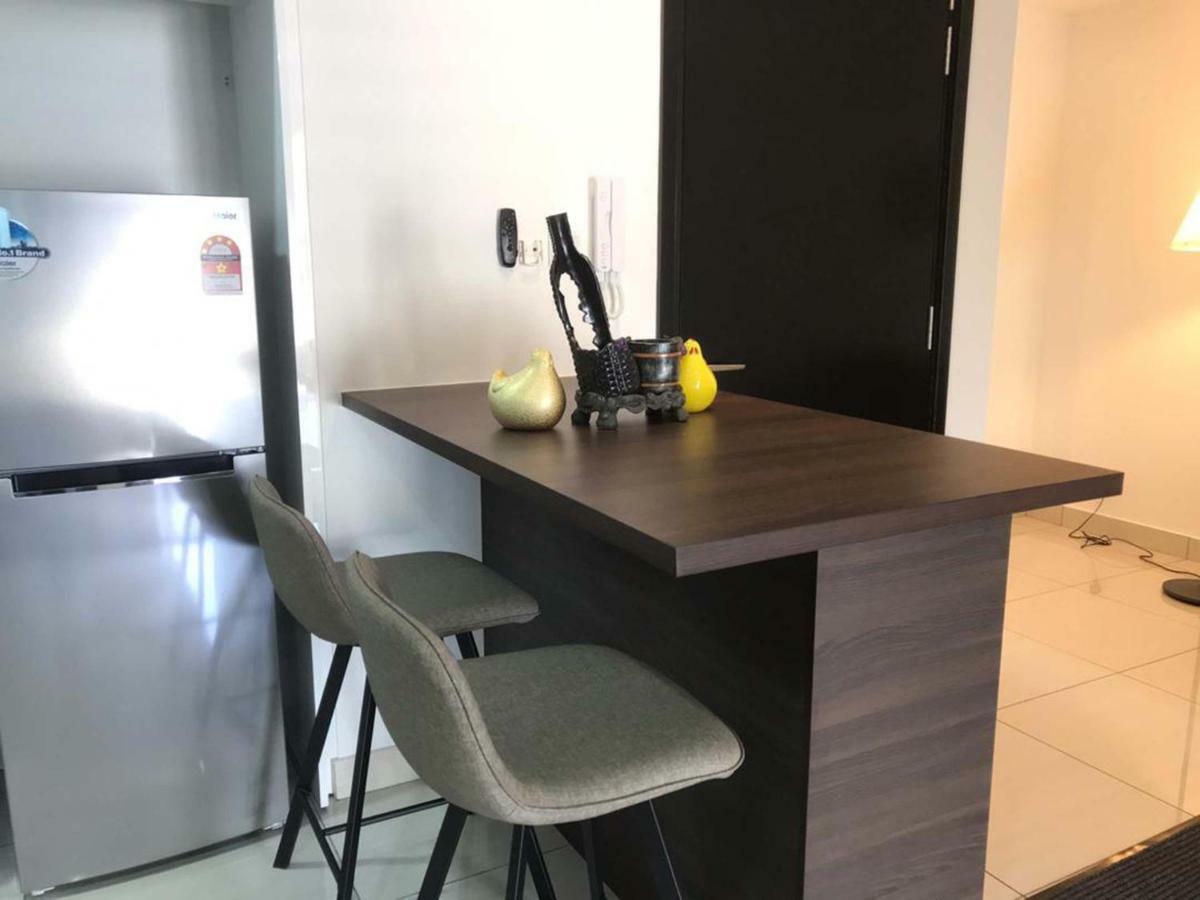 Almas Puteri Harbour Apartment Nusajaya  Ngoại thất bức ảnh