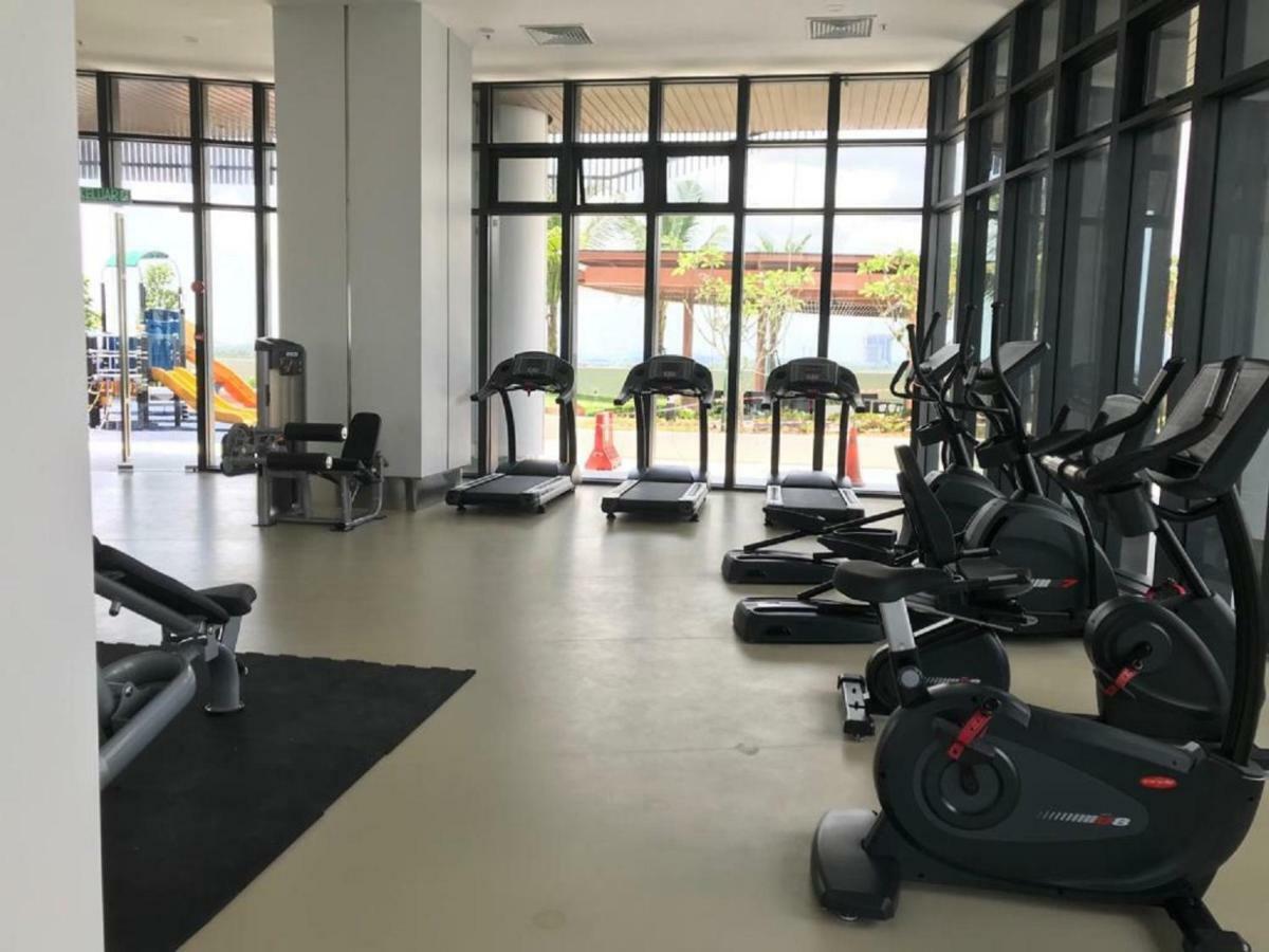 Almas Puteri Harbour Apartment Nusajaya  Ngoại thất bức ảnh