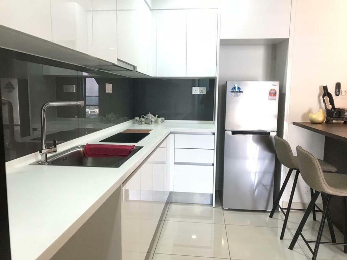 Almas Puteri Harbour Apartment Nusajaya  Ngoại thất bức ảnh